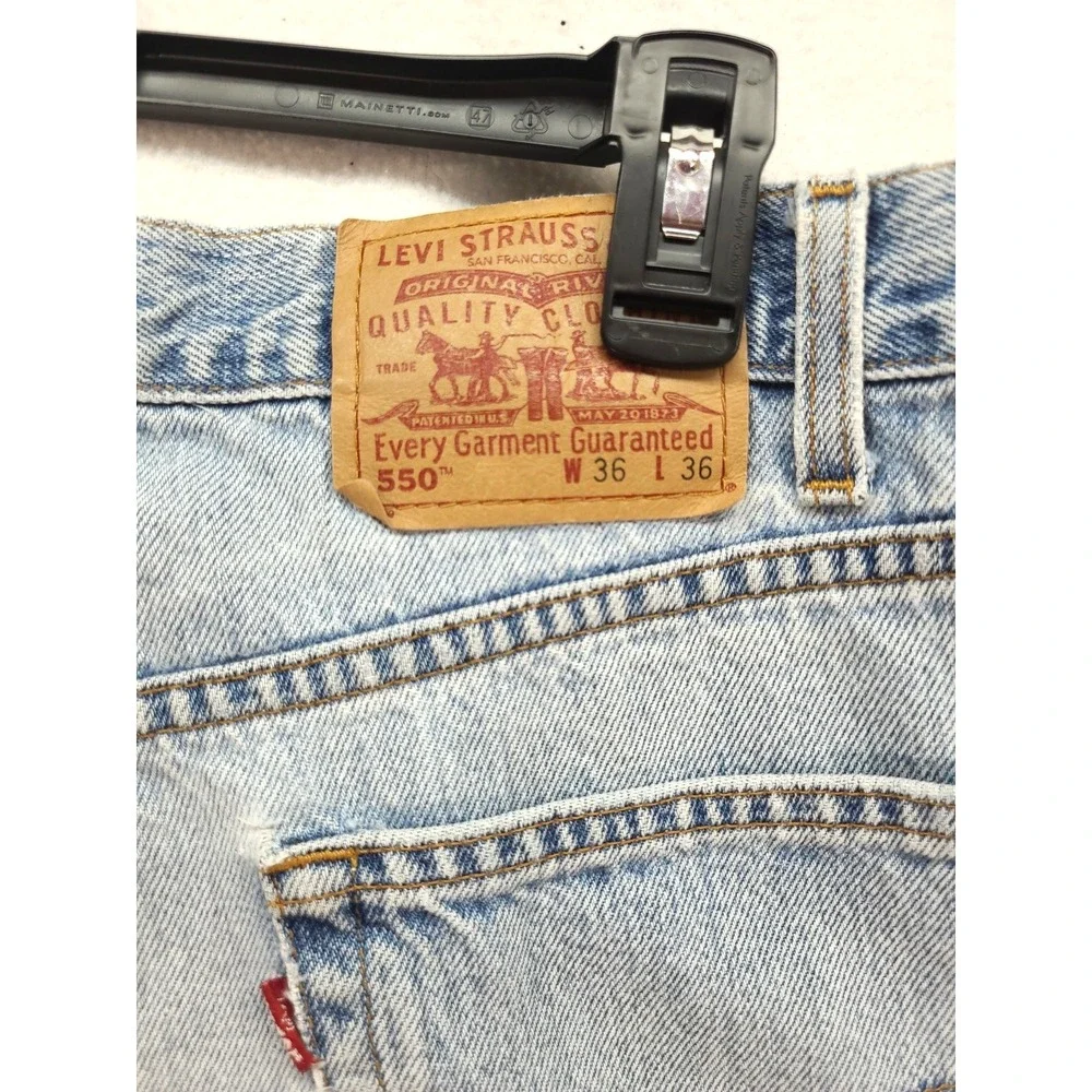 Vintage Levis Jeans Mens 36x36 Blue Denim 550 Relaxed Fit‎ Light Wash Y2K Faded